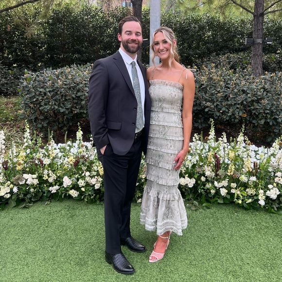 V. Chapman - The Geranium Dress in Sage
Tapestry - Picture 6 of 6